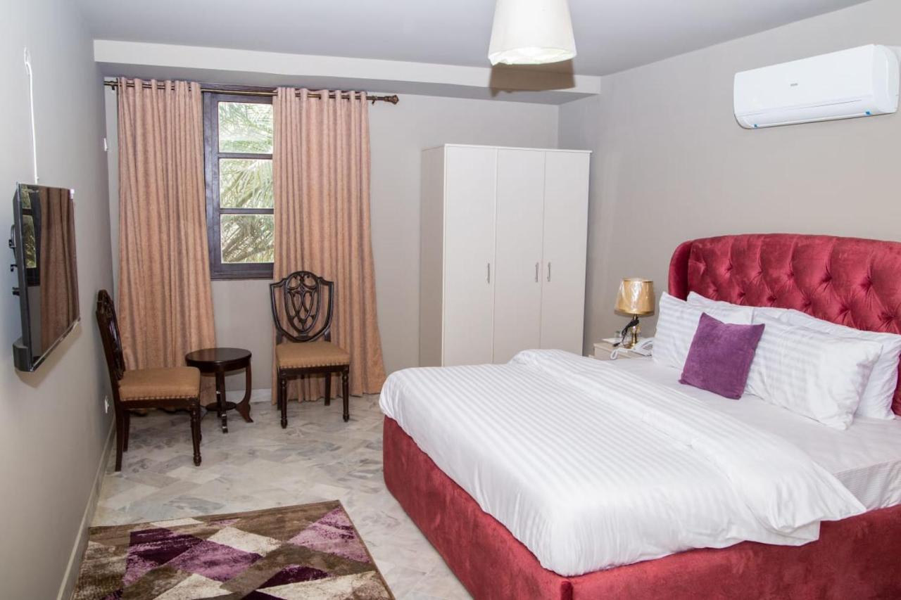 Bondi Beach Resort Karachi Bagian luar foto